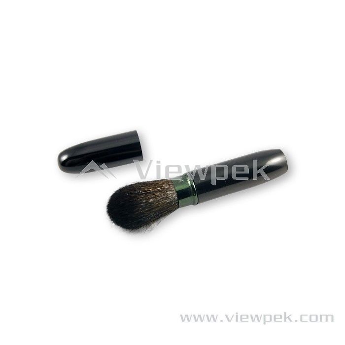  Retractable Powder Brush- C8110A01