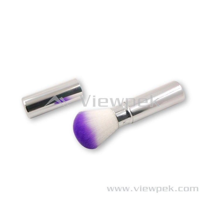  Retractable Powder Brush- C8108A01