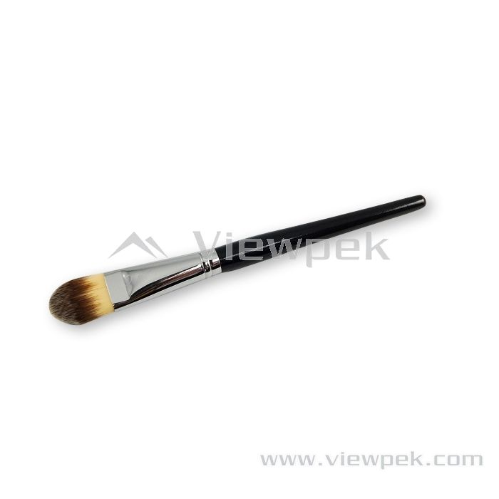  Foundation Brush- C0100A73